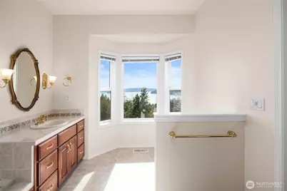 8661 Southridge Place, Anacortes, WA 98221 - Photo 19