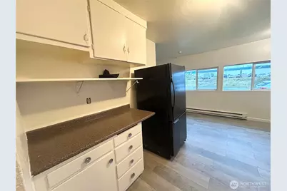 2735 Bay Avenue, Hoquiam, WA 98550 - Photo 5