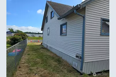 2735 Bay Avenue, Hoquiam, WA 98550 - Photo 17