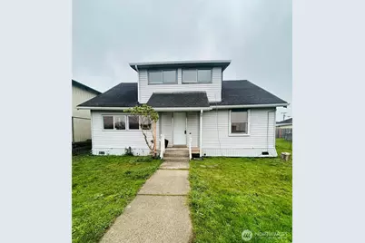 2735 Bay Avenue, Hoquiam, WA 98550 - Photo 1