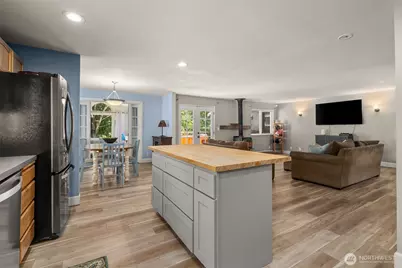 9806 Lookout Dr NW, Olympia, WA 98502 - Photo 13