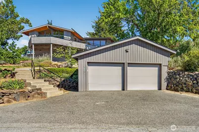 1001 Westmorland Drive, Wenatchee, WA 98801 - Photo 7
