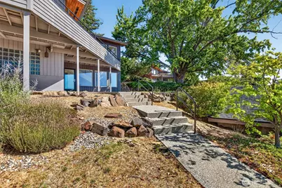 1001 Westmorland Drive, Wenatchee, WA 98801 - Photo 3