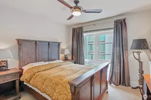 699 John St, Seattle, WA 98109 - Photo 17