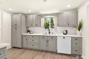 2802 S Orcas St, Seattle, WA 98108 - Photo 11