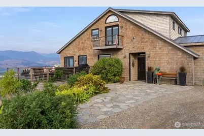 8 Deer Trails Way, Winthrop, WA 98862 - Photo 1