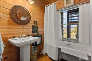 8 Deer Trails Way, Winthrop, WA 98862 - Photo 15