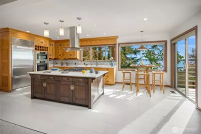 10245 Marine View Drive SW, Seattle, WA 98146 - Photo 13