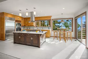 10245 Marine View Dr SW, Seattle, WA 98146 - Photo 13