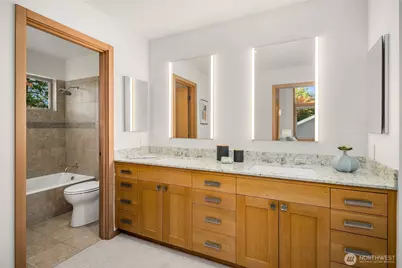 10245 Marine View Drive SW, Seattle, WA 98146 - Photo 27