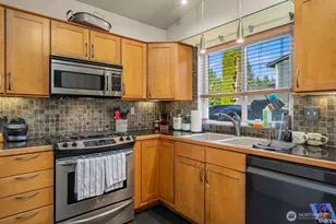 9602 219th St Ct E, Graham, WA 98338 - Photo 11