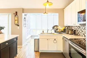 1723 SW 324th St, Federal Way, WA 98023 - Photo 5