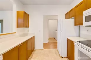 12712 Admiralty Way, Everett, WA 98204 - Photo 5