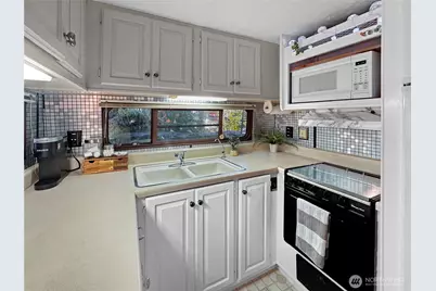 175 6 Chanterelle Drive, Deming, WA 98266 - Photo 9