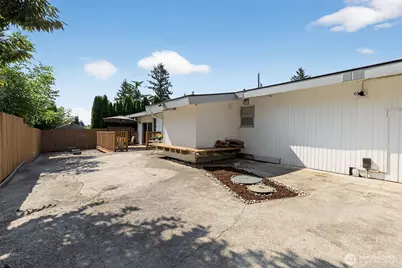 12828 78th Avenue S, Seattle, WA 98178 - Photo 35