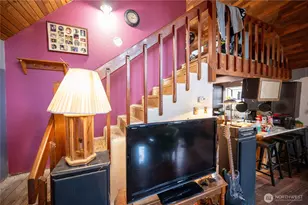 8467 Ivy Ct, Maple Falls, WA 98266 - Photo 9