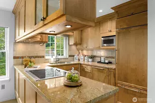 2720 SE 118th Ave, Bellevue, WA 98005 - Photo 5