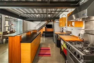 1310 E Union St, Seattle, WA 98122 - Photo 9