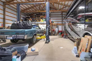 16716 2nd St E, Lake Tapps, WA 98391 - Photo 5