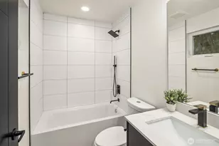 8513 19th Ave NW, Seattle, WA 98117 - Photo 3