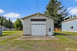 1206 W 4th St, South Bend, WA 98586 - Photo 27