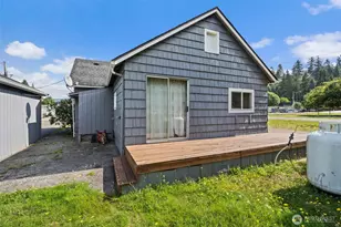 1206 W 4th St, South Bend, WA 98586 - Photo 21