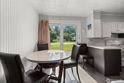 1206 W 4th Street, South Bend, WA 98586 - Photo 11