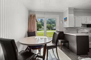 1206 W 4th St, South Bend, WA 98586 - Photo 11