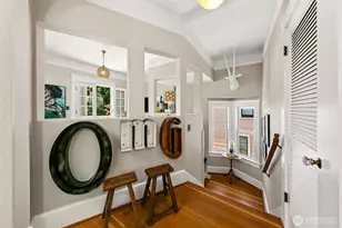 1714 E Highland Dr, Seattle, WA 98112 - Photo 3