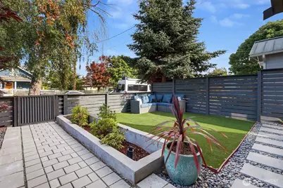 8009 27th Avenue NW, Seattle, WA 98117 - Photo 31