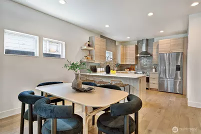 8009 27th Avenue NW, Seattle, WA 98117 - Photo 11