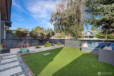 8009 27th Avenue NW, Seattle, WA 98117 - Photo 33