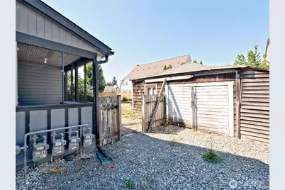 323 1st Avenue S, Kent, WA 98032 - Photo 23
