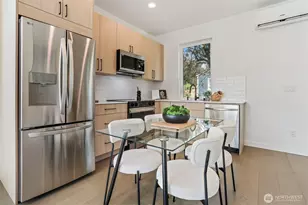 3442 B NW 65th St, Seattle, WA 98117 - Photo 3