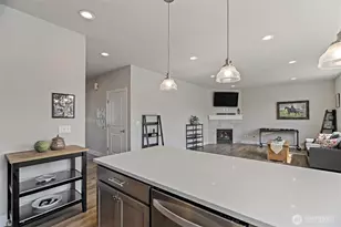 112 Madrona Ln SW, Orting, WA 98360 - Photo 9