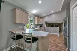 21646 SE 239th Pl, Maple Valley, WA 98038 - Photo 9