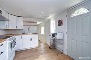 16790 Lewis River Rd, Cougar, WA 98616 - Photo 11