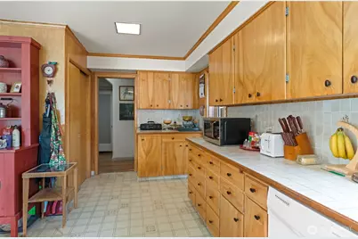 106 N Franklin Avenue, Wenatchee, WA 98801 - Photo 11