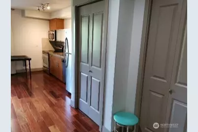 4547 8th Avenue NE #408, Seattle, WA 98105 - Photo 15