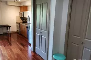 4547 8th Ave NE, Seattle, WA 98105 - Photo 15