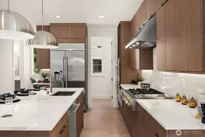 14859 Site 9 NE 2nd Court, Bellevue, WA 98007 - Photo 9