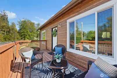 300 Lincoln Creek Road, Centralia, WA 98531 - Photo 3