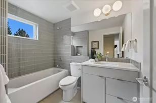 13047 39th Ave NE, Seattle, WA 98125 - Photo 11