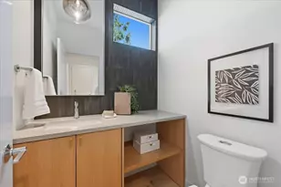 13047 39th Ave NE, Seattle, WA 98125 - Photo 7