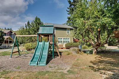 7761 Beacon Place NE #103, Bremerton, WA 98311 - Photo 39