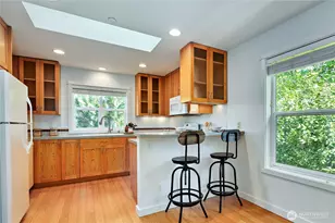 7761 Beacon Pl NE, Bremerton, WA 98311 - Photo 7