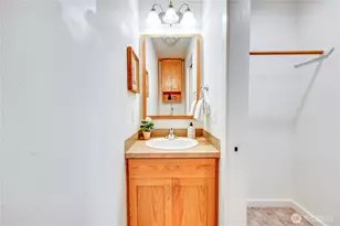 7761 Beacon Pl NE, Bremerton, WA 98311 - Photo 23