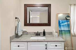 11516 E 22nd Ave E, Tacoma, WA 98445 - Photo 19