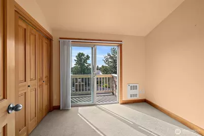 6518 42nd Avenue SW #B, Seattle, WA 98136 - Photo 13