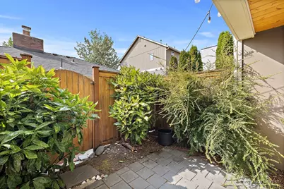 6518 42nd Avenue SW #B, Seattle, WA 98136 - Photo 9